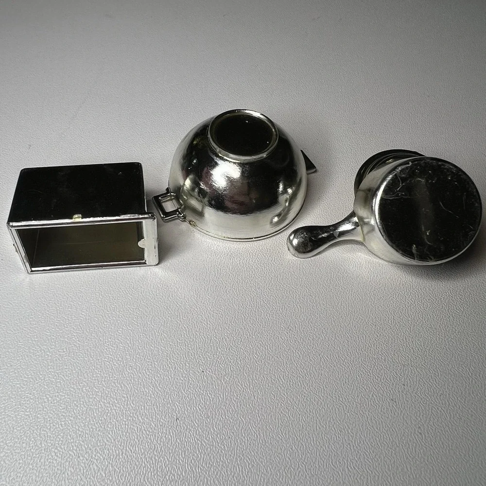 Vintage Barbie Dollhouse Kitchen Accessory Lot Miniature Toaster Pot Handle‎ Lid